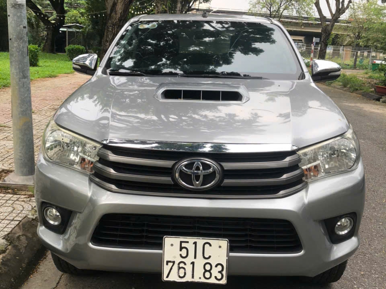 TOYOTA HILUX 4x2 MT – SẢN XUẤT 2016 TOYOTA HILUX 4x2 MT – SẢN XUẤT 2016