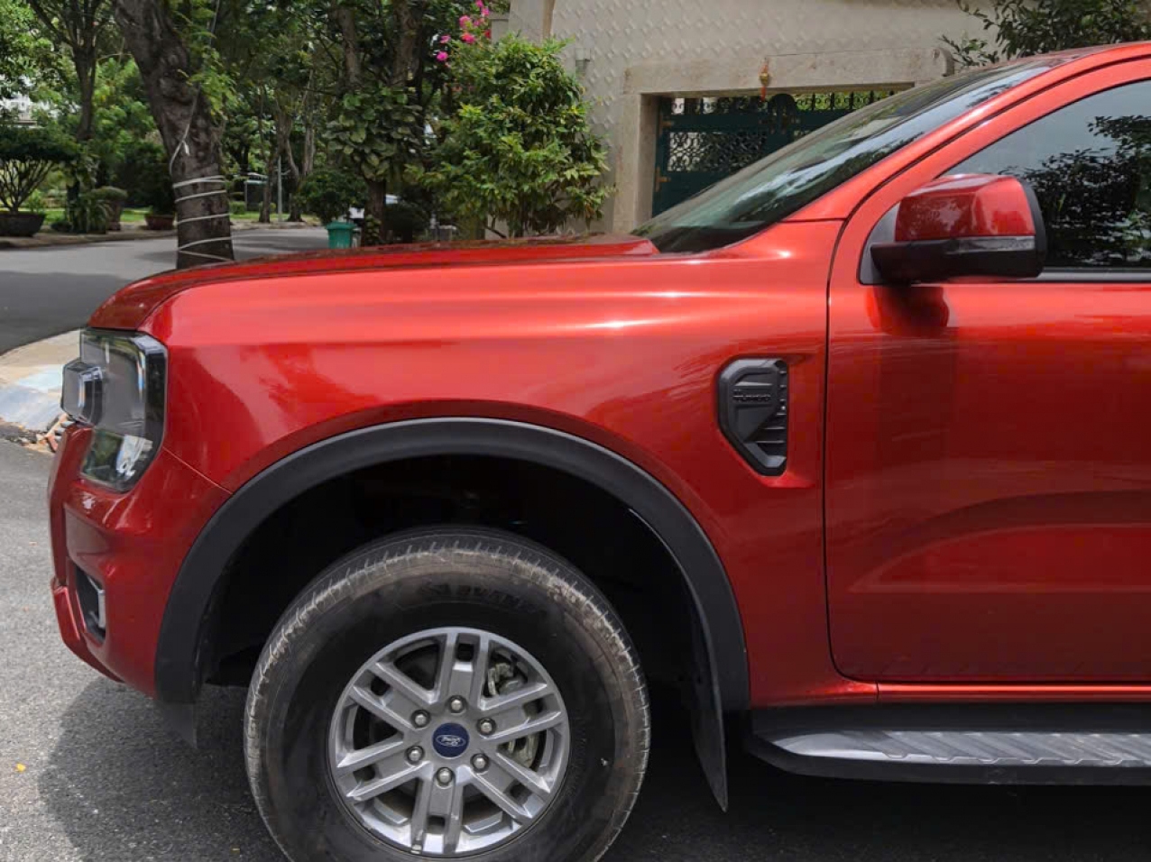HÀNG HIẾM – FORD RANGER XLS 4x4 AT Turbo – Model 2023 HÀNG HIẾM – FORD RANGER XLS 4x4 AT Turbo – Model 2023