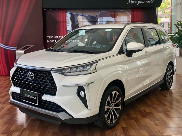 Toyota Veloz Cross